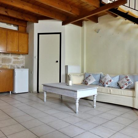 Thalassa Apartments 罗希姆诺 外观 照片