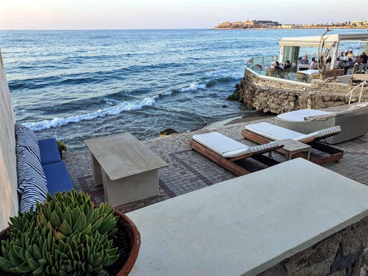 Thalassa Apartments 罗希姆诺 外观 照片
