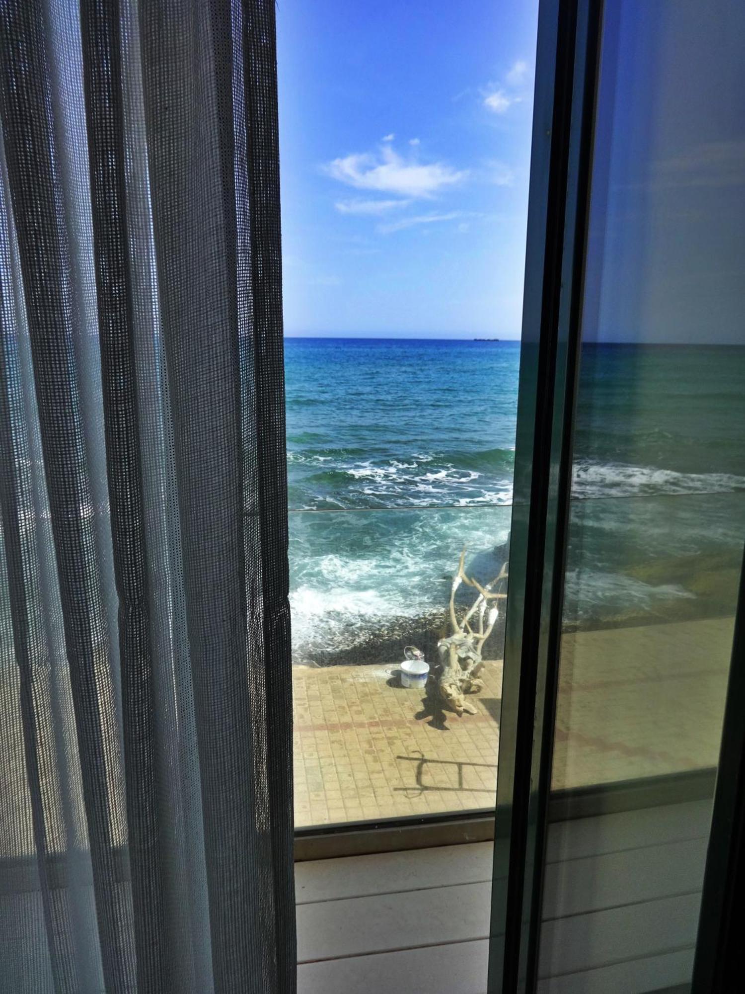 Thalassa Apartments 罗希姆诺 外观 照片