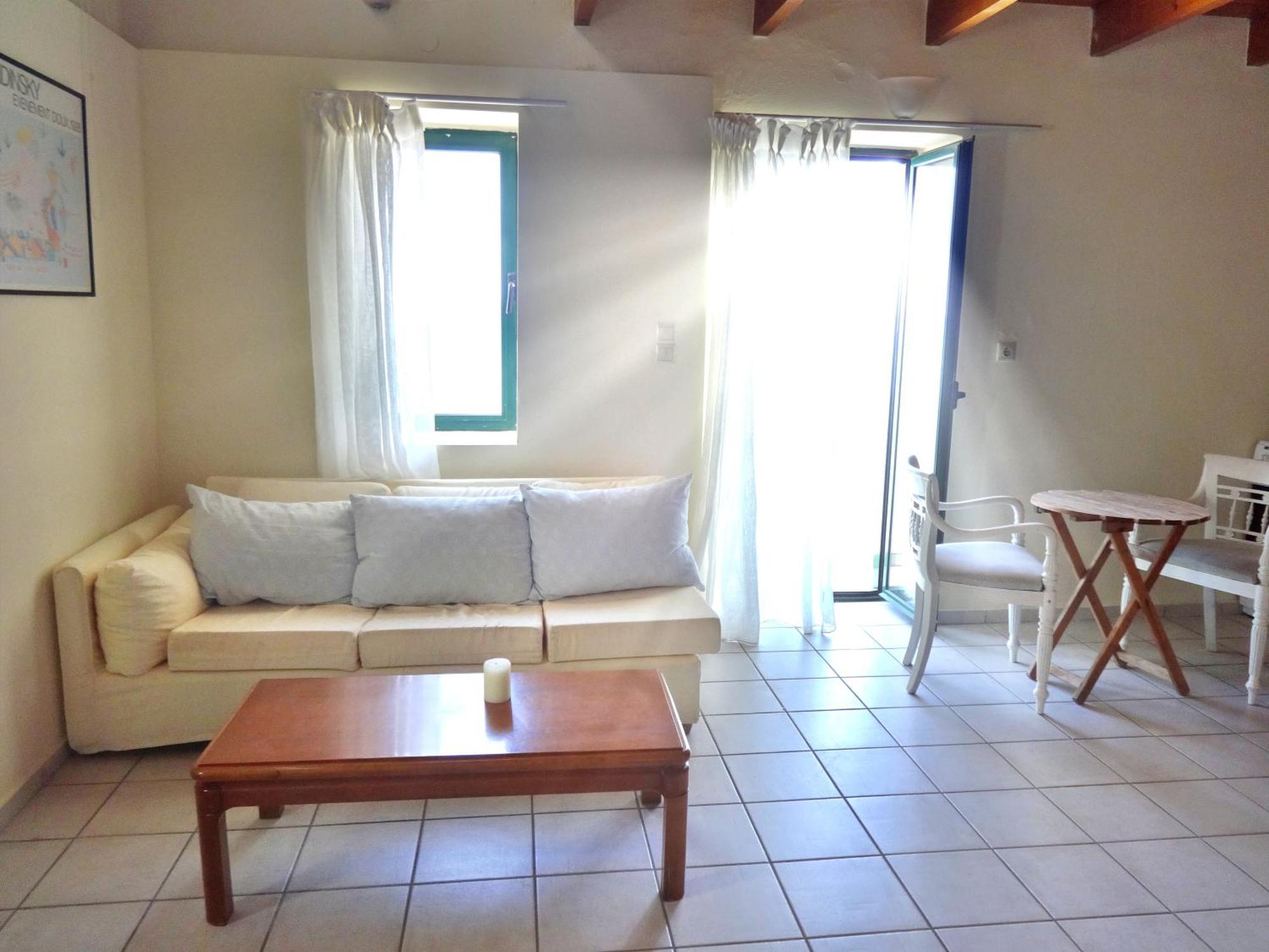 Thalassa Apartments 罗希姆诺 外观 照片