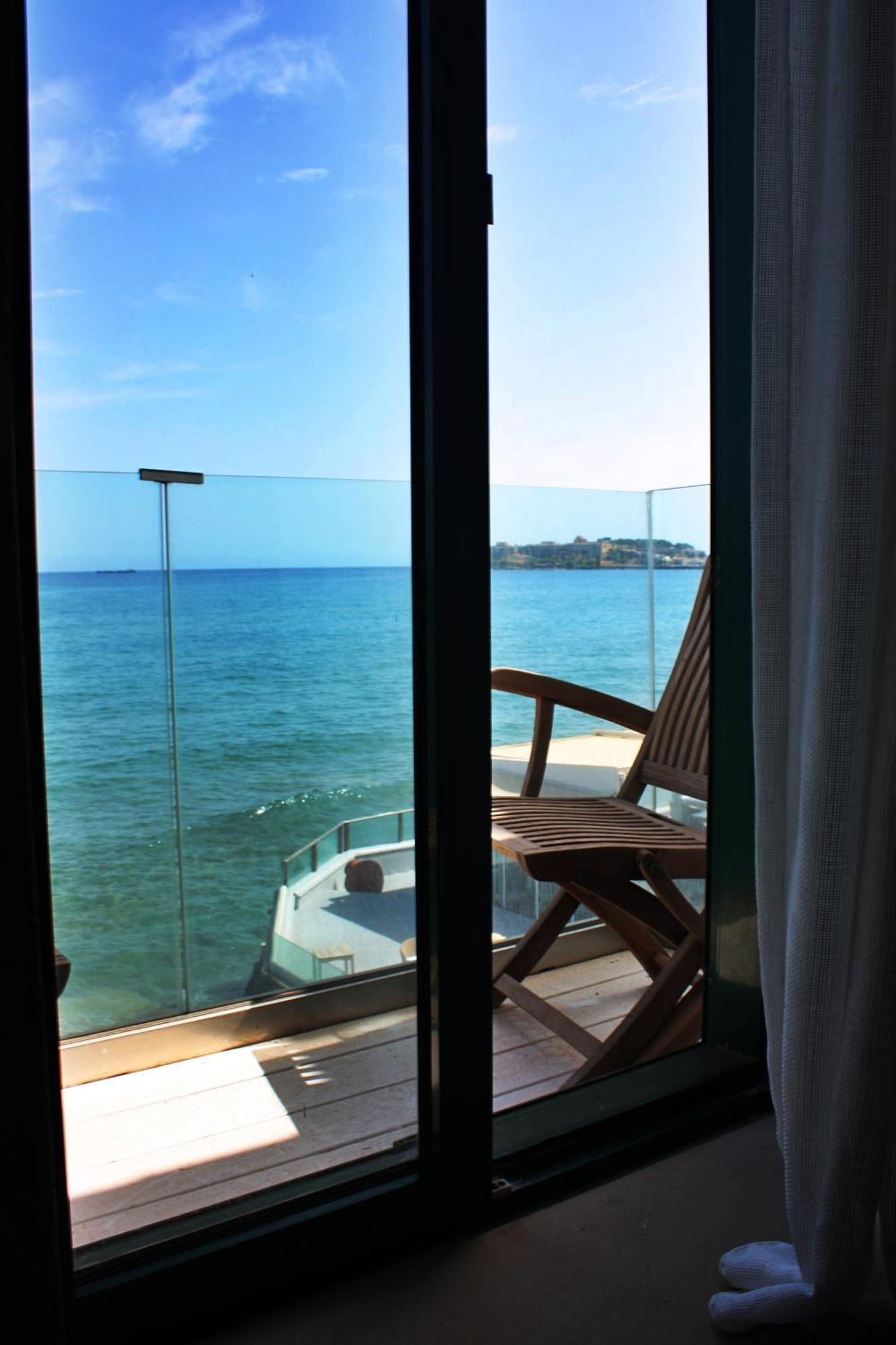Thalassa Apartments 罗希姆诺 外观 照片